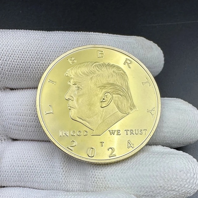 Donald Trump Commemorative Coin Front